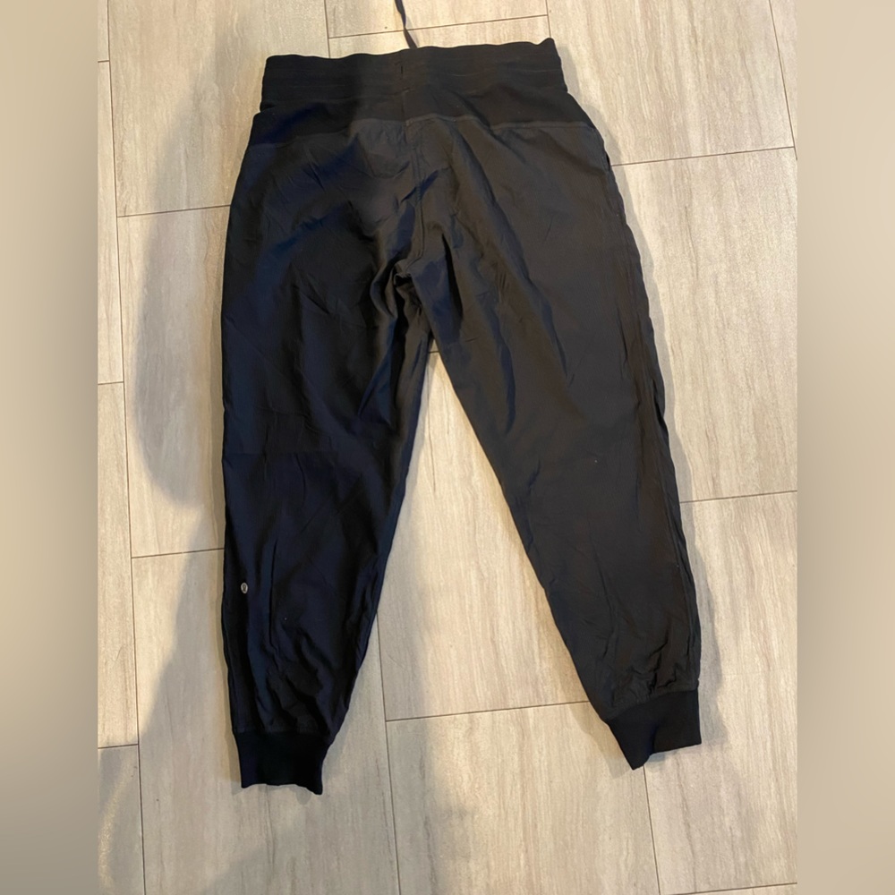 Size 10 LuLulemon Joggers for women